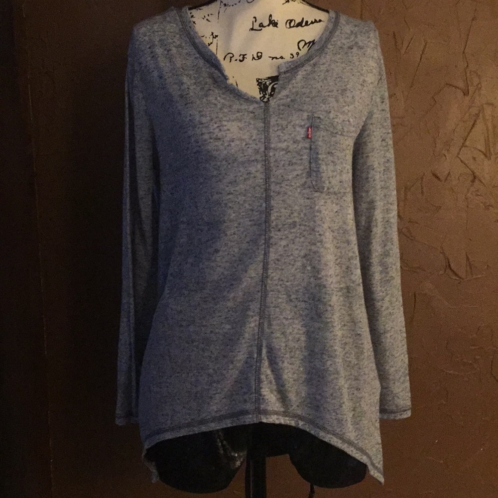 Levi shirt